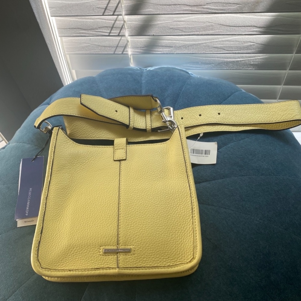 Handbag - Picture 3 of 7